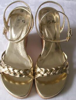 Keil Plateau Sandalette Gold Gr. 38 NEU - Saarbrücken