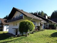 Direkt vom Eigentümer! Gepflegtes Ferienhaus mit 3 großen FeWo - Hinterzarten