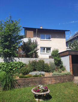 Einfamilienhaus mit Potential und großer Grundstücksfläche!!! - Neulingen