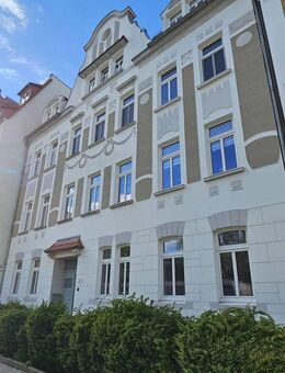 schöne 3 Raum Wohnung im 1.Obergeschoss mit Balkon - Zeitz