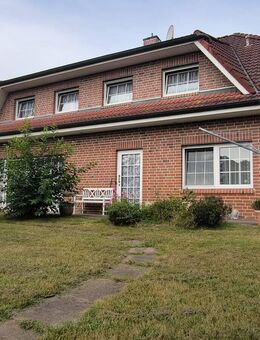 Traumhaftes Einfamilienhaus mit Einliegerwohnung in begehrter Sackgassenlage von Börger - Börger