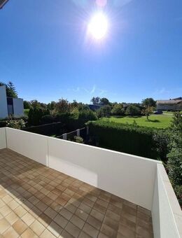 Sehr ruhige 3,5 Zimmerwohnung mit Südbalkon, direkter Blick in das Naturschutzgebiet - Filderstadt