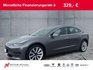 Tesla Model 3, Range Plus RWD, Jahr 2019 - Bayreuth