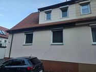 Do it Yourself - Selbstausbauer aufgepasst - Renovierungsbedürftige Doppelhaushälfte in Heubach zu verkaufen - Heubach