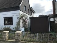 Bremen - Grohn - Erbfischerstraße - VERKAUFT ! - Kapitalanlage 2024 - Doppelhaushälfte - ca. 110m² Wohnfläche - 244m² Grundstück - Garage - Bremen