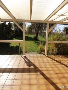 * * * Lage Lage Lage * * * Wenn Ihnen die Lage wichtig ist * Ruhige Feldrand Lage * - Karben