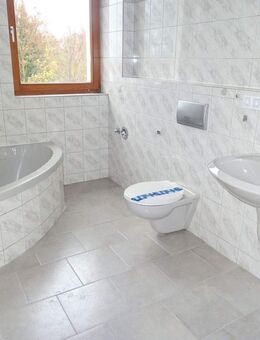 Kleine 3 Zimmer Wohnung in Zwickau zu vermieten ! - Zwickau