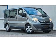 Opel Vivaro Kombi L1H1 2,7t Navi AHK Klima EFH 8 Sitz - Friedrichsdorf