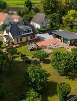 Neuwertiges Traumanwesen mit 190qm WFL + massive Garage +großer Spielwiese in 55min an der Ostsee - Boldekow