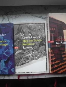Leena Lander Finnland Romane btb-Hardcover: Mag der Sturm kommen; Die Insel der schwarzen Schmetterlinge; Im Sommerhaus. 3 Bücher zus. 5,- - Flensburg