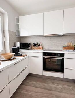 Stilvolles kernsaniertes Apartment mit Balkon und Stellplatz direkt in Coburg! - Coburg