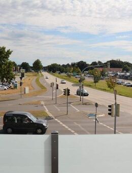 Altersgerechte Dachgeschosswohnung mit Fahrstuhl und Balkon in Südlage - Wesseln