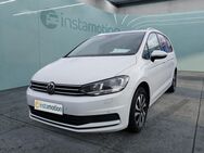 VW Touran, 1.5 TSI Active SiHz, Jahr 2021 - München