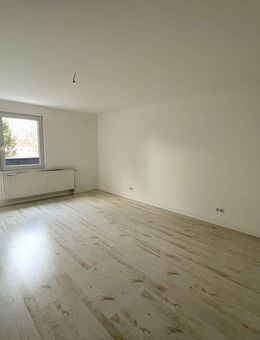 Großzügige Altbauwohnung Nähe Maria-Lenssen-Schule und FH - Mönchengladbach
