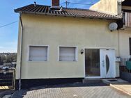 1-2 FAMILIENHAUS MIT RENDITEOPTION IN LUDWEILER (REF 0440) - Völklingen