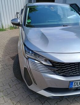 Peugeot 3008 Pure Tech 130 Start Stop EAT8 Allure - Duisburg