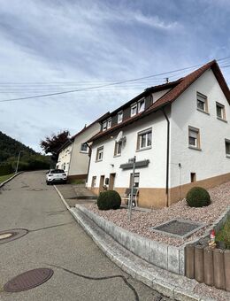 Einfamilienhaus in ruhiger Lage mit Blick über Egesheim - Egesheim