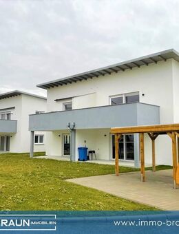 Energieeffiziente Neubauwohnung (KfW55) inkl. zwei Parkplätze mit Photovoltaikanlage - Westhausen (Baden-Württemberg)