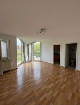 Exklusives Appartement mit EBK in Manching inklusive TG-Stellplatz - Manching