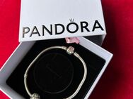 Pandora Armband mit Charm - Wanfried