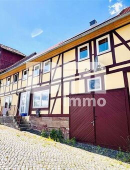 Saniertes Fachwerkhaus mit neuem Dach mit Nebengebäude + PV Anlage - Nörten-Hardenberg