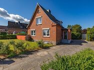 Modernisiertes Einfamilienhaus mit großem Garten in Kiel-Wellsee - Kiel