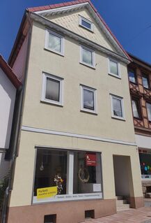 Homberg! 2 Fam. Haus mit Geschäftsräumen! Für alle Branchen geeignet, direkt im Zentrum!
