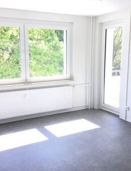Helle und freundliche 3 Zimmer-Wohnung mit Balkon in Baumheide - Bielefeld