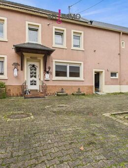 Wohnen, Arbeiten, Vermieten - Vielseitiges Gesamtobjekt mit Hallen, Büro & Wohnhaus - Malbergweich