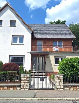 Großzügiges Wohnhaus (3WE) mit Potenzial - Mehrgenerationenwohnen oder Kapitalanlage! - Grub (Forst)