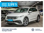 VW Tiguan, 2.0 TDI R-Line, Jahr 2022 - Stuttgart