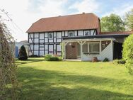 Vielseitiges Einfamilienhaus mit vermieteter Gewerbeeinheit in Kissenbrück - Kissenbrück