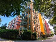 "ZENTRUMSNAH UND IM GRÜNEN - EINZIGARTIGE 3-ZIMMMER-WOHNUNG" - München