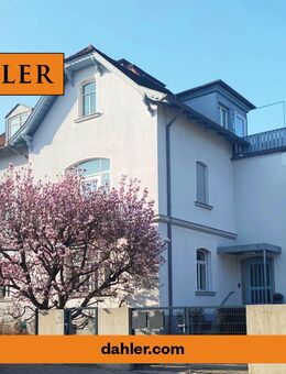 * RESERVIERT * EINZIGARTIGE VILLA IN SPITZENLAGE - HISTORISCHE ARCHITEKTUR MIT ZEITGEMÄSSEM KOMFORT - Erlangen