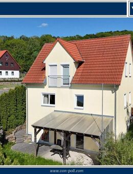 Betriebsurlaub bis 06.01.26. Ab 07.01.26 sind wir wie gewohnt für Sie da! - Attraktives Einfamilienhaus mit Einliegerwohnung in ruhiger, grüner Lage - Colmberg