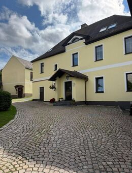 Geschichtsträchtiges Gebäude für die ganze Familie in Limbach - Limbach (Sachsen)