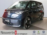 VW ID.BUZZ, Pro ) 77kWh Automatik, Jahr 2022 - Solingen (Klingenstadt)