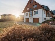 Wohnhaus mit Gewerbeeinheit im Erdgeschoss - Elterlein - ruhige, ländliche Lage! - Elterlein