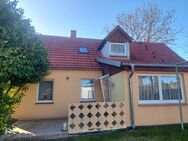 Ruhiges Einfamilienhaus mit Ausbaureserve in Bergen auf Rügen - Bergen (Rügen)