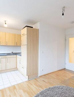 Kompaktes Wohnjuwel mit Dachboden und PKW-Stellplatz - Elmshorn