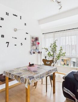Wohnen über den Dächern Neuensteins: Individuelle 3-Zimmer-Wohnung - Neuenstein (Baden-Württemberg)