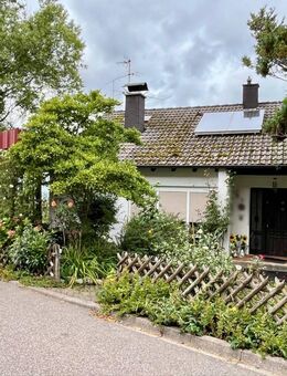 Einfamilienhaus mit Einliegerwohnung und toller Aussicht in Loffenau - Loffenau