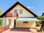 Sonniges Ein- bis Zweifamilienhaus mit vielfältigen Möglichkeiten - Wetzlar
