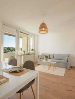 Provisionsfrei: Erstbezug | Sanierte 3-Zimmer-Whg in Ludwigsburg-Hoheneck mit Balkon - Ludwigsburg