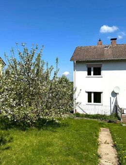 Doppelhaushälfte in Kaufungen mit Anbaumöglichkeiten - Kaufungen