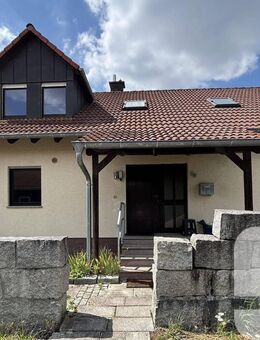 Großzügiges Einfamilienhaus mit Einliegerwohnung in Haslach bei Berg - Berg (Neumarkt)