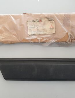 MB241701 Kotflügel-Zierleiste vorn vorn links Mitsubishi - Hannover Vahrenwald-List