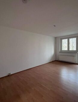 * Praktische 2-RW *Balkon * Tageslichtbad mit Wanne * - Magdeburg