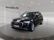 Audi Q3, 35 TFSI S-Line el Heck, Jahr 2023 - Wolfhagen