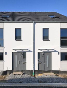 Neubaudoppelhaushälfte mit Terrasse, Garten und Garage im schönen Beerenbruchviertel - Castrop-Rauxel